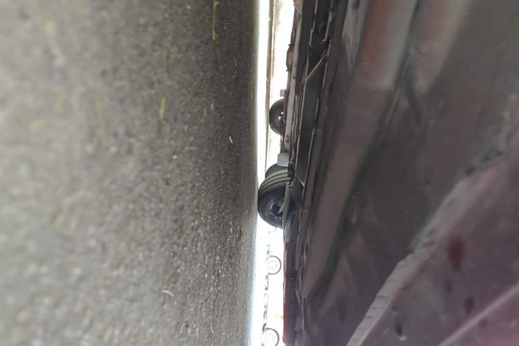 Used Buick Excelle 2013 1.5L Automatic Classic Model Chassis Front Left