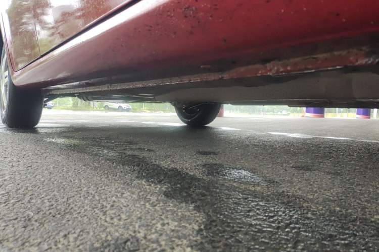 Used Buick Excelle 2013 1.5L Automatic Classic Model Chassis Front Right
