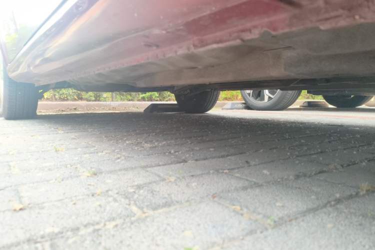 Used Buick Excelle 2013 1.5L Automatic Classic Model Chassis Front Right