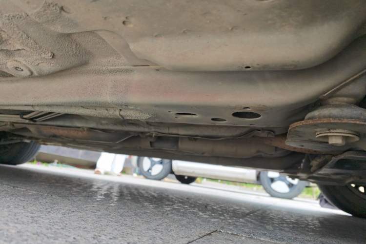 Used Buick Excelle 2013 1.5L Manual Classic Model Chassis Front Right