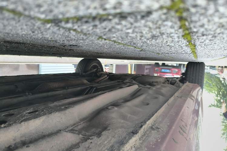 Used Buick Excelle 2013 1.5L Automatic Luxury Model Chassis Front Right