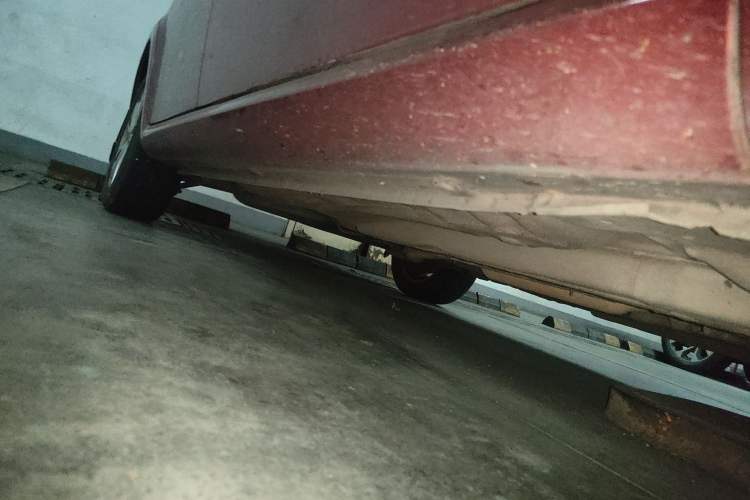 Used Buick Excelle 2013 1.5L Automatic Luxury Model Chassis Front Right