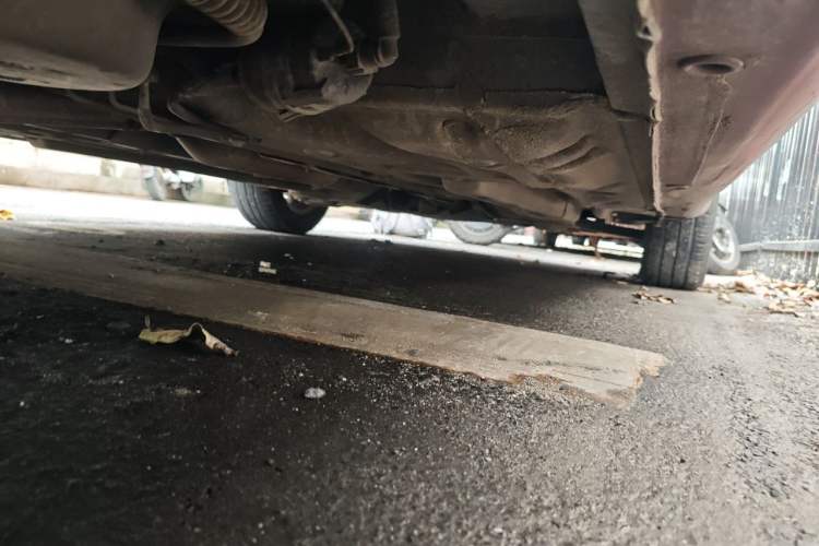 Used Buick Excelle 2013 1.5L Automatic Classic Model Chassis Front Right