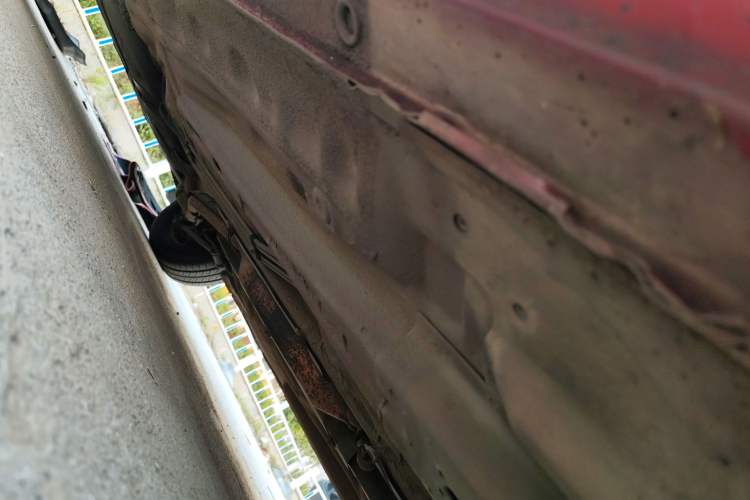 Used Buick Excelle 2013 1.5L Automatic Classic Model Chassis Front Right