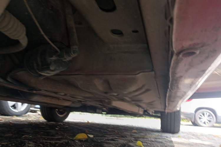 Used Buick Excelle 2013 1.5L Manual Luxury Model Chassis Front