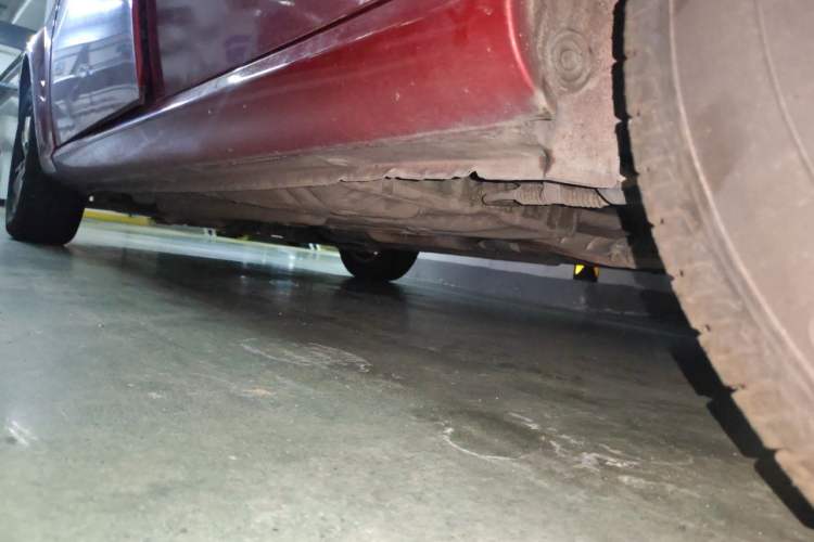 Used Buick Excelle 2013 1.5L Automatic Classic Model Chassis Rear Left