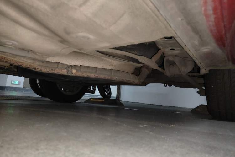 Used Buick Excelle 2013 1.5L Automatic Classic Model Chassis Rear Left