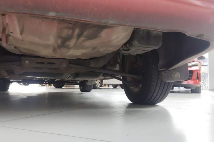 Used Buick Excelle 2013 1.5L Automatic Luxury Model Chassis Rear Right