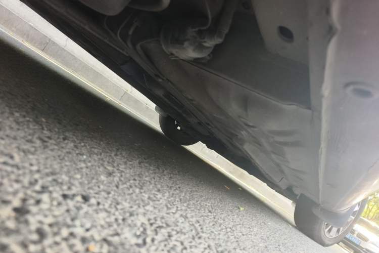 Used Buick Excelle 2013 1.5L Automatic Classic Model Chassis Rear Right