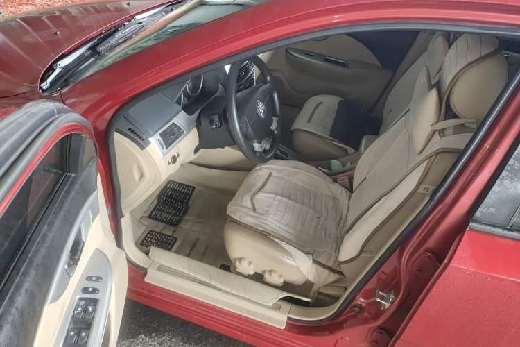 Used Buick Excelle 2013 1.5L Automatic Classic Model Driver Seat