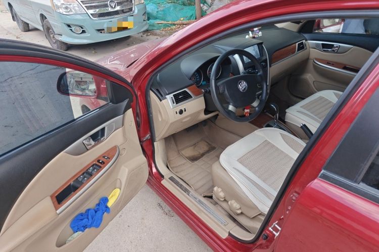 Used Buick Excelle 2013 1.5L Automatic Luxury Model Driver Seat