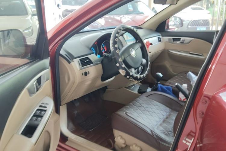 Used Buick Excelle 2013 1.5L Manual Classic Model Driver Seat