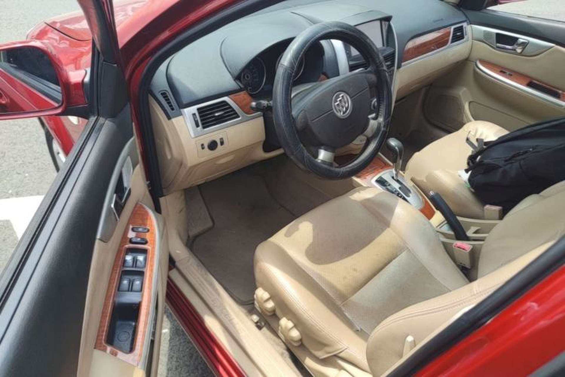 Used Buick Excelle 2013 1.5L Automatic Luxury Model Driver Seat