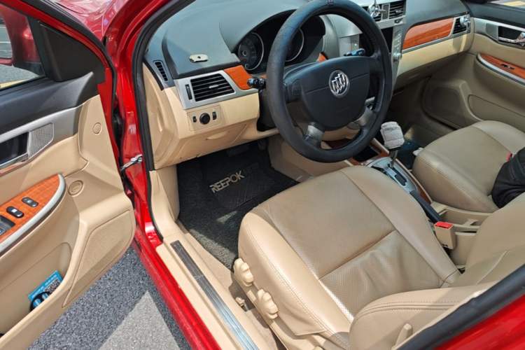 Used Buick Excelle 2013 1.5L Automatic Luxury Model Driver Seat