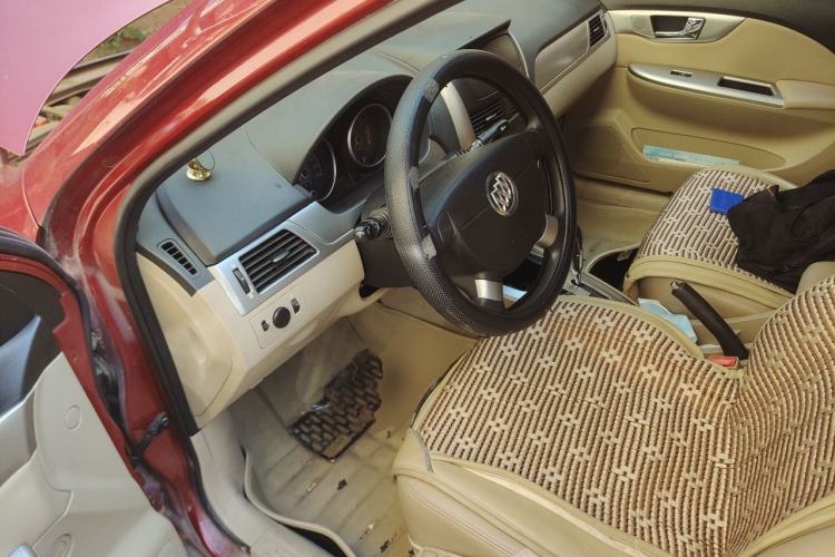 Used Buick Excelle 2013 1.5L Automatic Classic Model Driver Seat