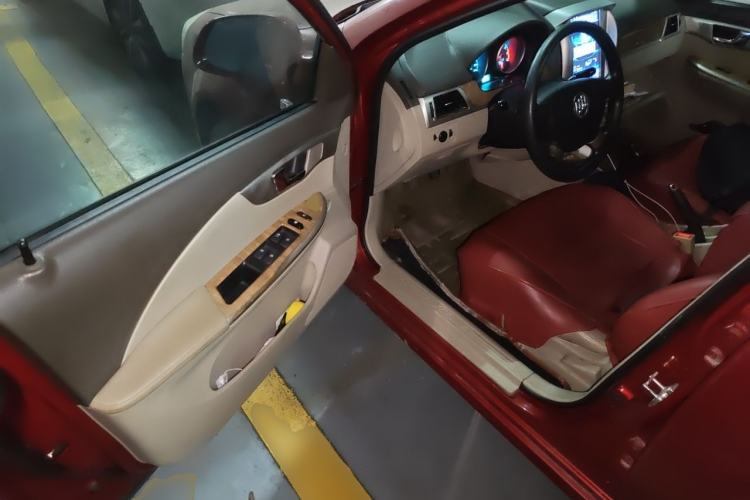 Used Buick Excelle 2013 1.5L Manual Classic Model Driver Seat
