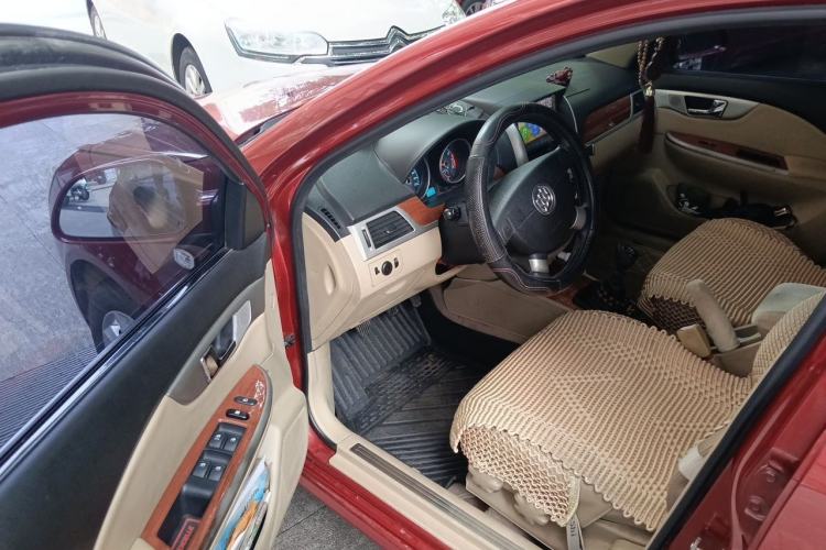 Used Buick Excelle 2013 1.5L Manual Luxury Model Driver Seat