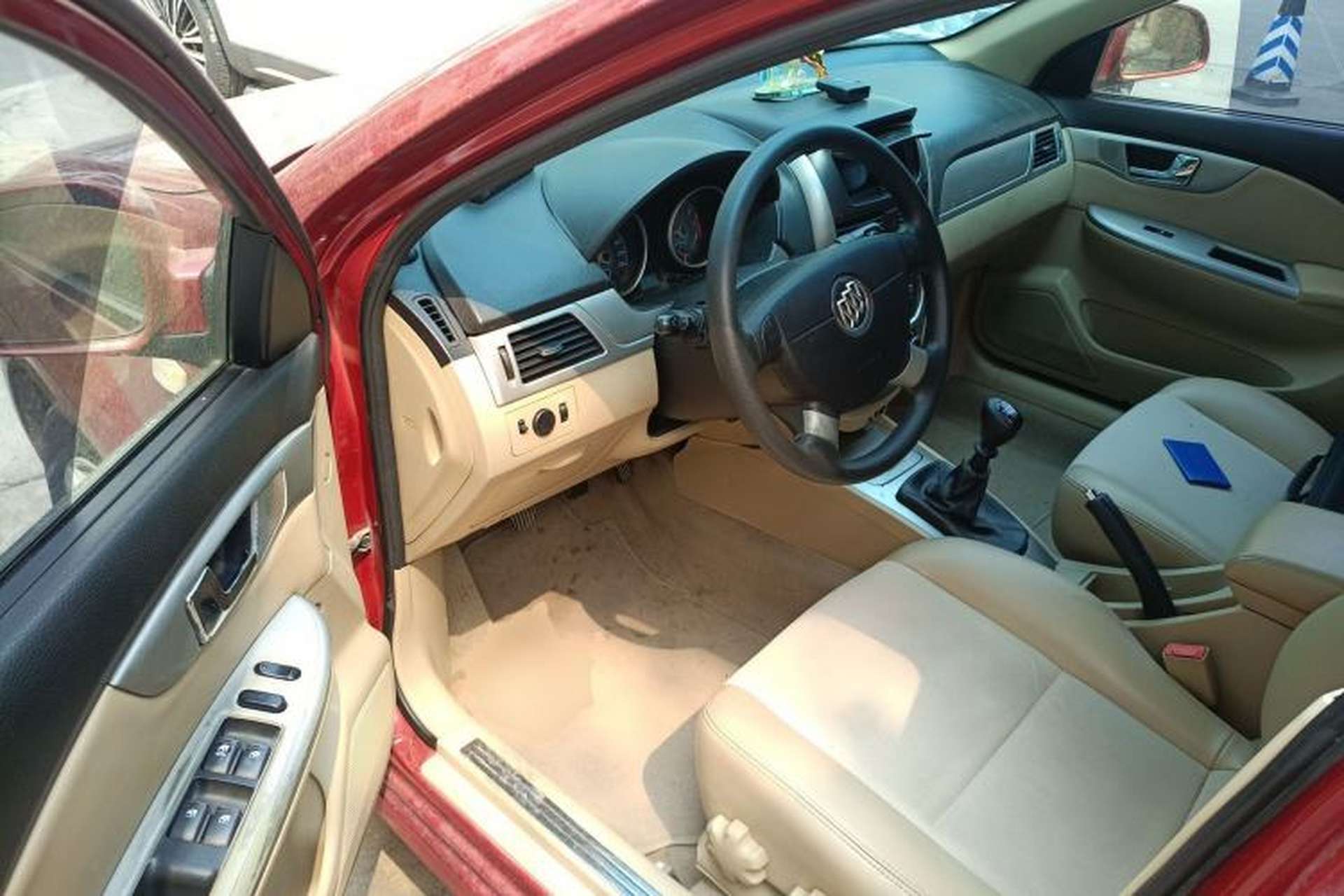 Used Buick Excelle 2013 1.5L Manual Classic Model Driver Seat