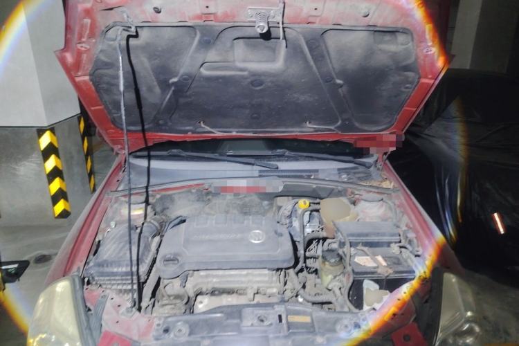 Used Buick Excelle 2013 1.5L Automatic Classic Model Engine Bay