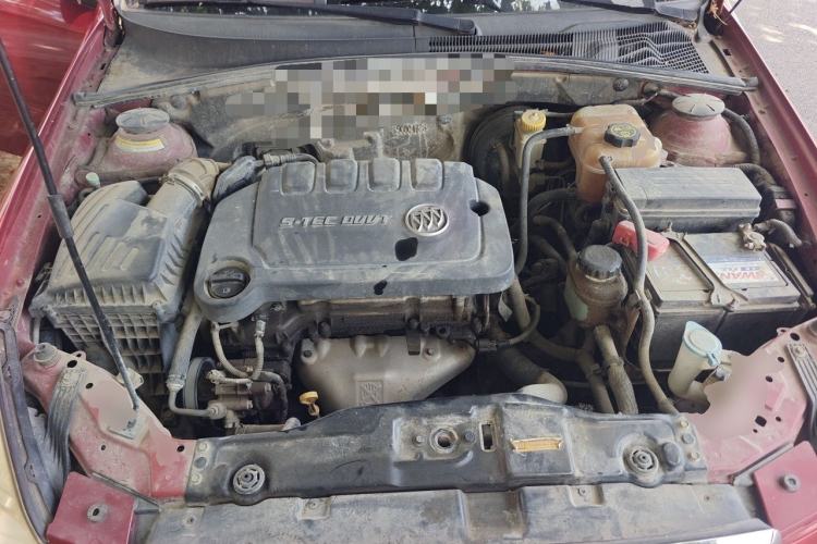 Used Buick Excelle 2013 1.5L Manual Classic Model Engine Bay