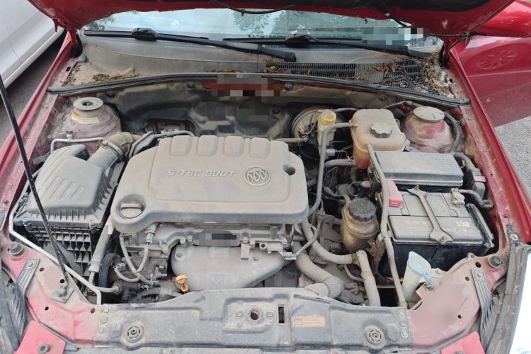 Used Buick Excelle 2013 1.5L Automatic Classic Model Engine Bay
