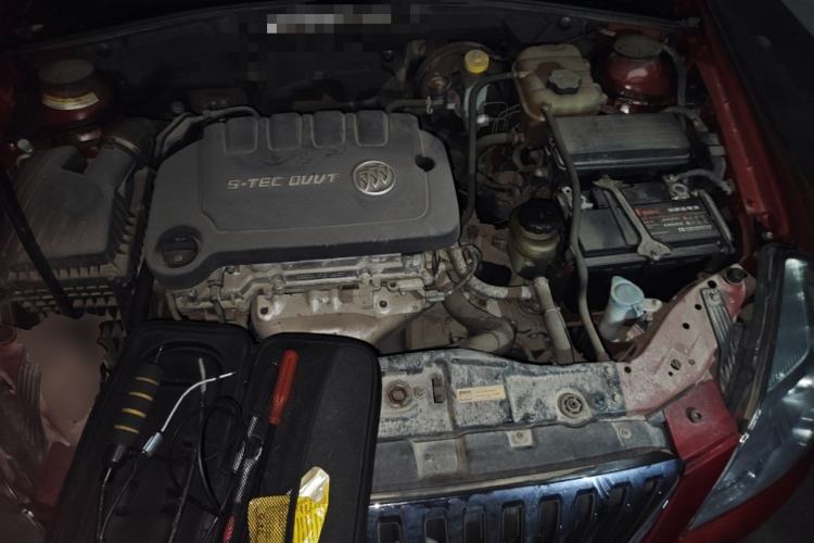 Used Buick Excelle 2013 1.5L Automatic Classic Model Engine Bay