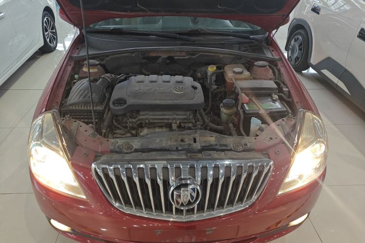 Used Buick Excelle 2013 1.5L Automatic Classic Model Engine Bay