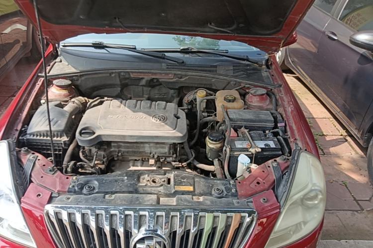 Used Buick Excelle 2013 1.5L Automatic Classic Model Engine Bay