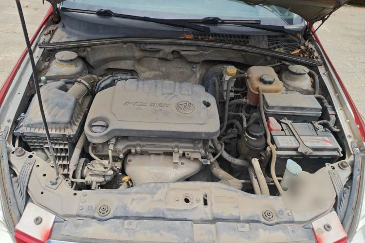 Used Buick Excelle 2013 1.5L Manual Classic Model Engine Bay