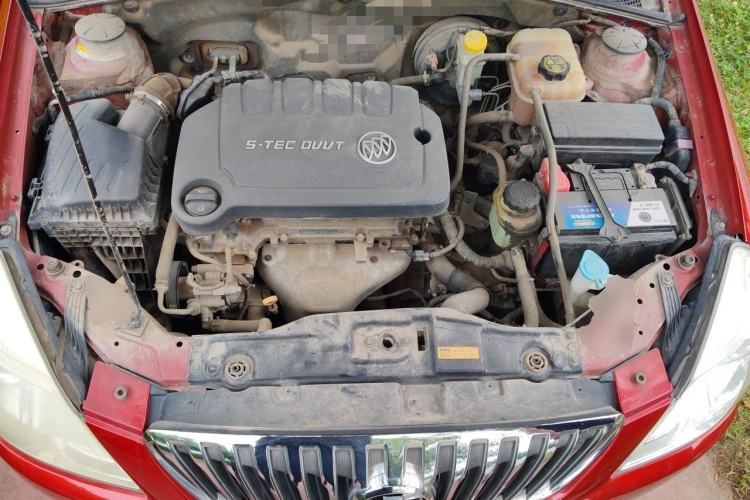 Used Buick Excelle 2013 1.5L Automatic Classic Model Engine Bay