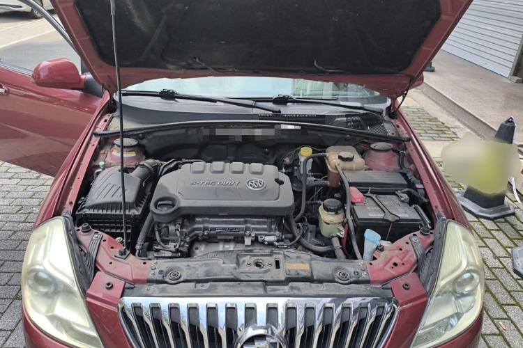 Used Buick Excelle 2013 1.5L Automatic Luxury Model Engine Bay