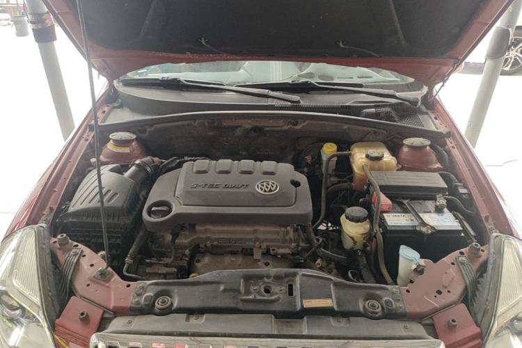 Used Buick Excelle 2013 1.5L Automatic Luxury Model Engine Bay