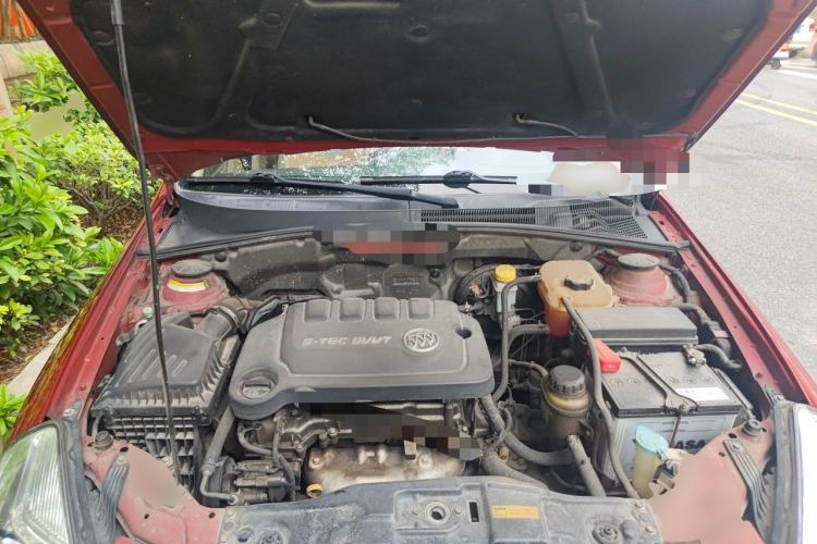 Used Buick Excelle 2013 1.5L Automatic Classic Model Engine Bay