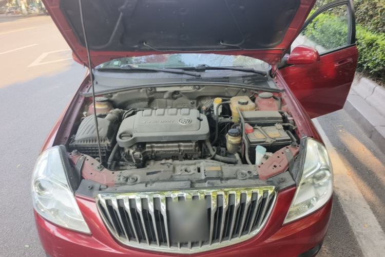 Used Buick Excelle 2013 1.5L Automatic Classic Model Engine Bay