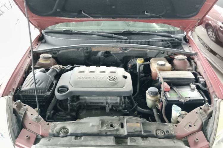 Used Buick Excelle 2013 1.5L Automatic Classic Model Engine Bay