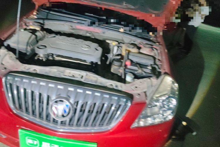Used Buick Excelle 2013 1.5L Automatic Classic Model Engine Bay Left