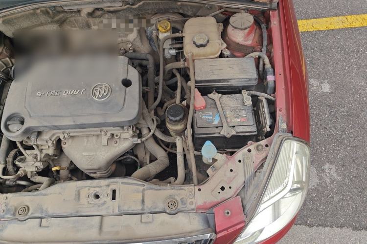 Used Buick Excelle 2013 1.5L Manual Luxury Model Engine Bay Left