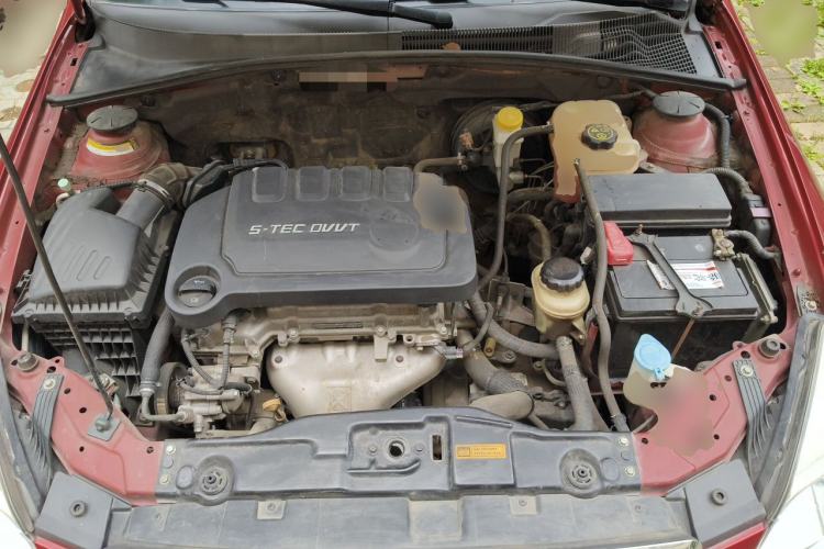 Used Buick Excelle 2013 1.5L Automatic Classic Model Engine Bay
