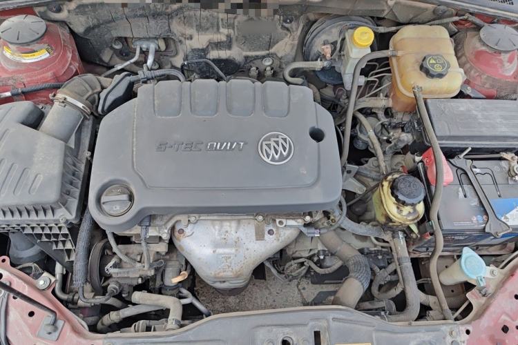 Used Buick Excelle 2013 1.5L Automatic Classic Model Engine Bay