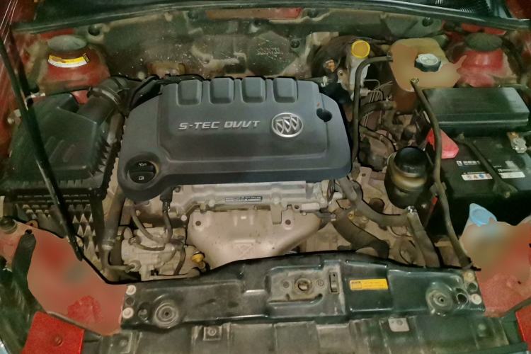 Used Buick Excelle 2013 1.5L Automatic Classic Model Engine Bay