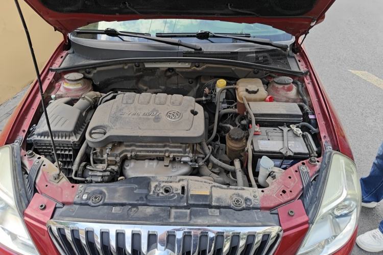 Used Buick Excelle 2013 1.5L Automatic Classic Model Engine Bay
