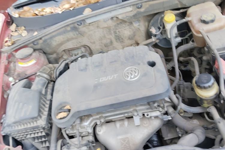 Used Buick Excelle 2013 1.5L Automatic Classic Model Engine Bay