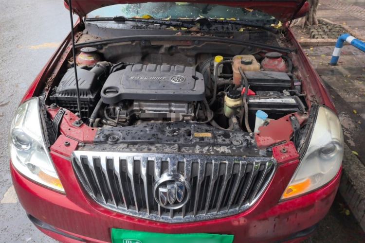 Used Buick Excelle 2013 1.5L Manual Classic Model Engine Bay