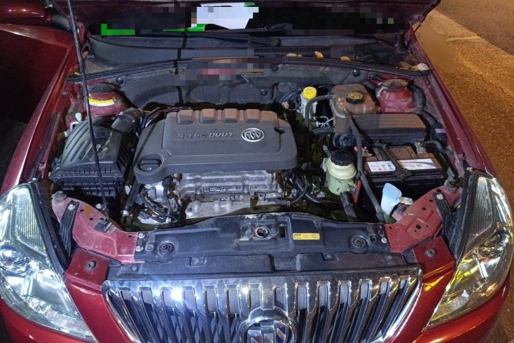 Used Buick Excelle 2013 1.5L Automatic Classic Model Engine Bay