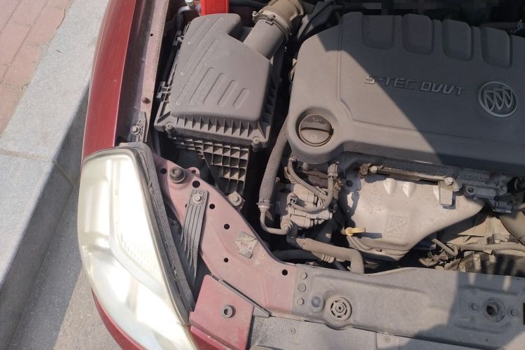 Used Buick Excelle 2013 1.5L Automatic Classic Model Engine Bay Right
