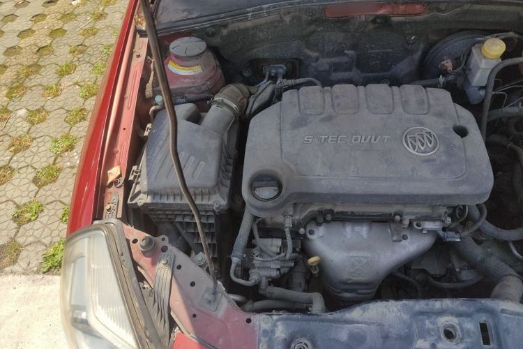Used Buick Excelle 2013 1.5L Automatic Classic Model Engine Bay Right