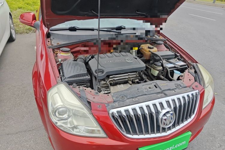 Used Buick Excelle 2013 1.5L Manual Classic Model Engine Bay Right