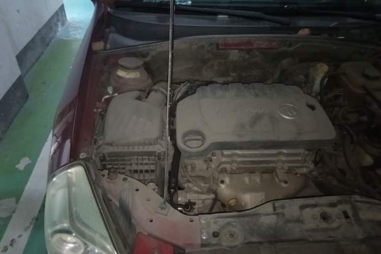 Used Buick Excelle 2013 1.5L Automatic Classic Model Engine Bay Right