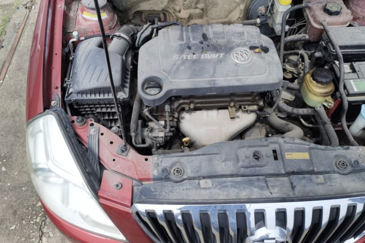 Used Buick Excelle 2013 1.5L Automatic Classic Model Engine Bay Right