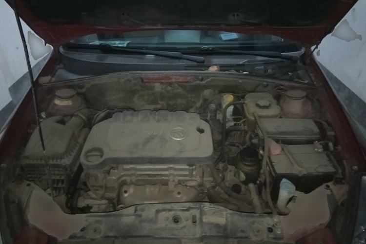 Used Buick Excelle 2013 1.5L Automatic Classic Model Engine Bay